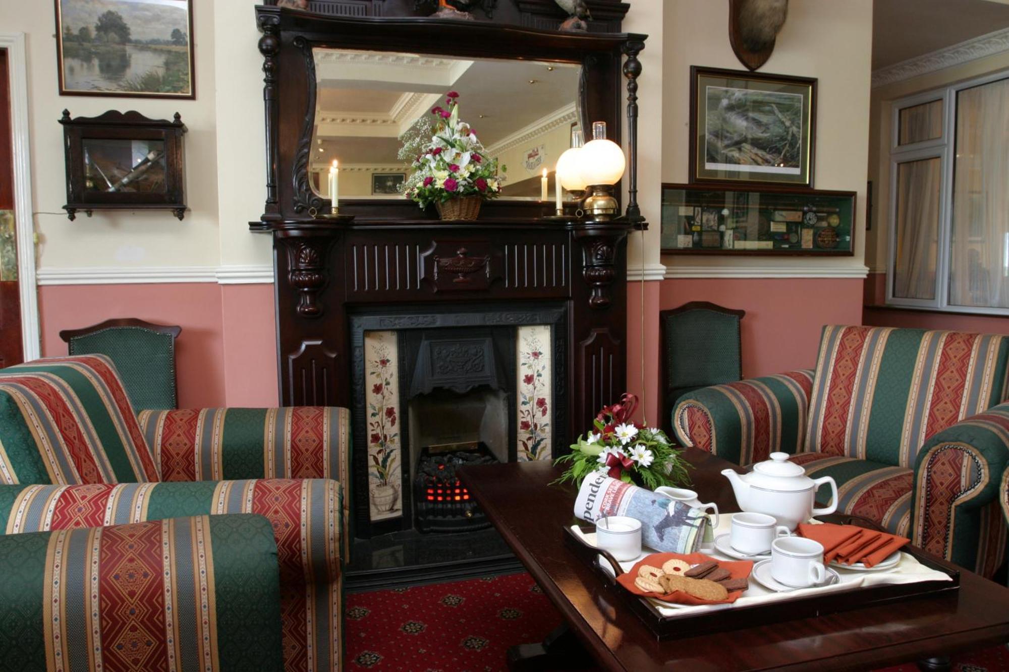 Rhu Glenn Hotel Waterford Exterior photo